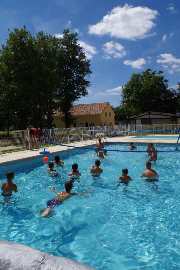 Camping Les Petites Minaudieres Hotell Saint-Sauveur  Eksteriør bilde